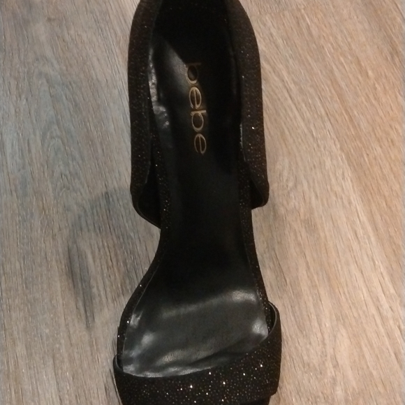 Bebe - Picture 5 of 6